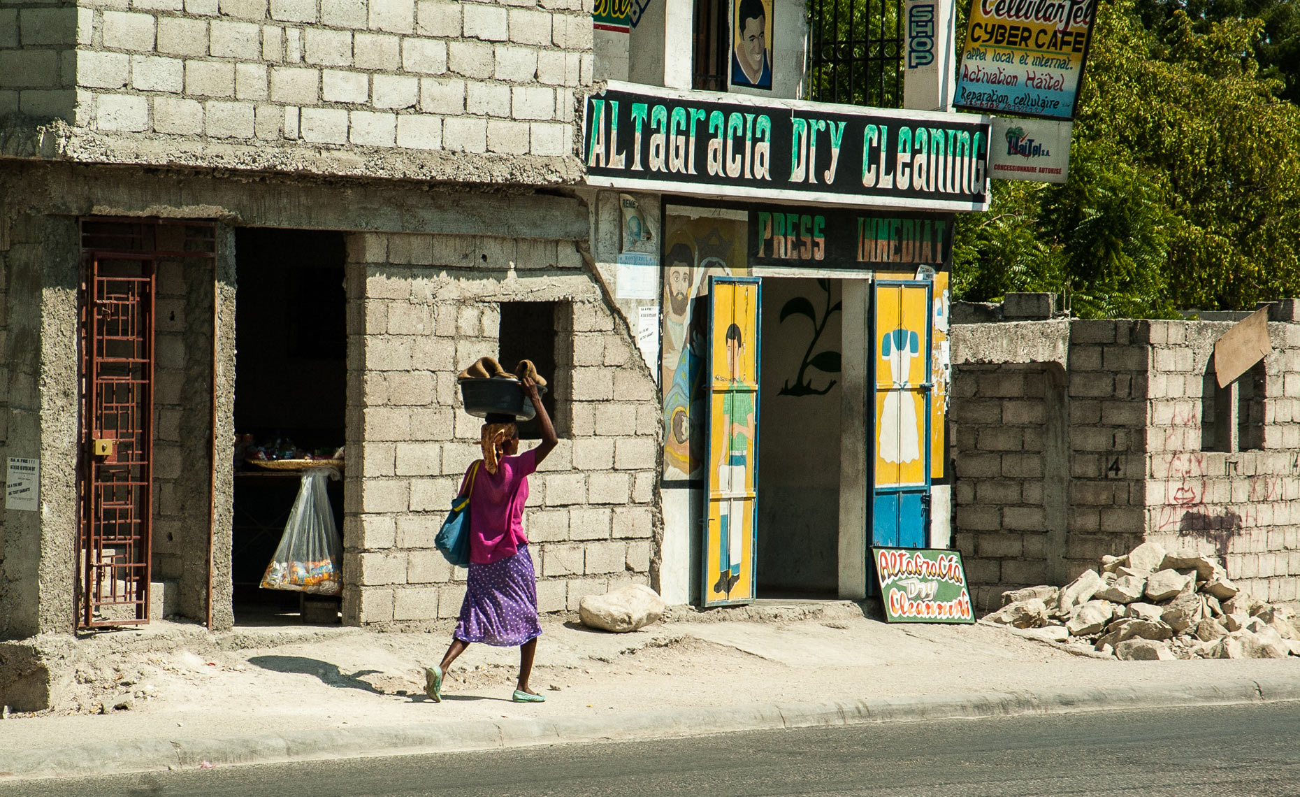 Colton-portrait-of-Haiti-114